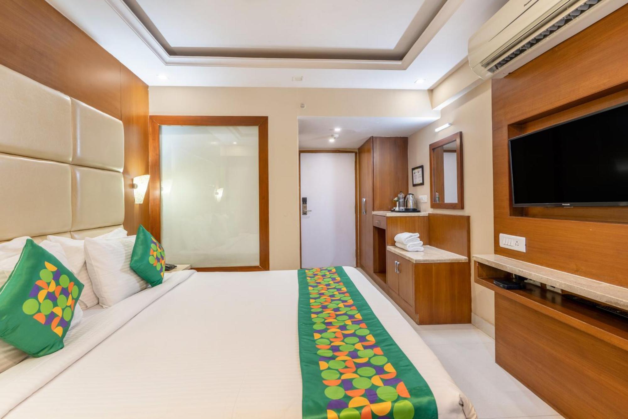 Treebo Premium Vinnie Hotel 4*